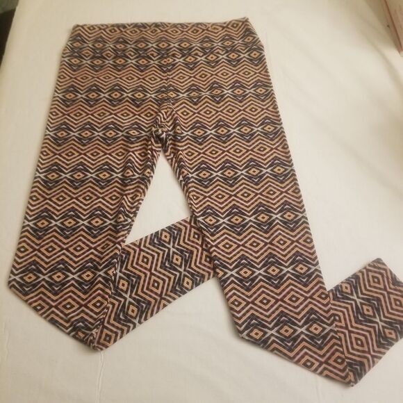 LuLaRoe Purple, Red and Yellow Zigzag Kaleidoscope Print Athleisure Leggings TC - Picture 12 of 12